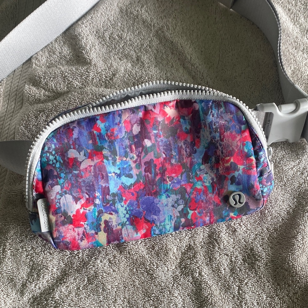 Lululemon Athletica Vibrant Blue and Purple Crossbody Bag